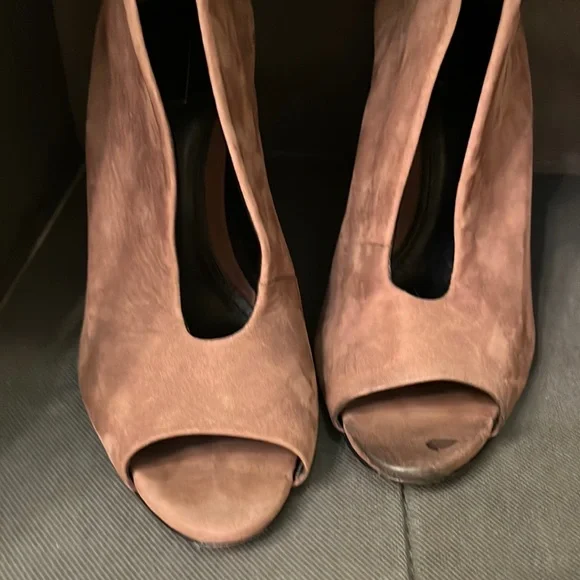 Schutz Nobuck Yucca Suede High Heel  Bootie Size 7.5 - Picture 5 of 9